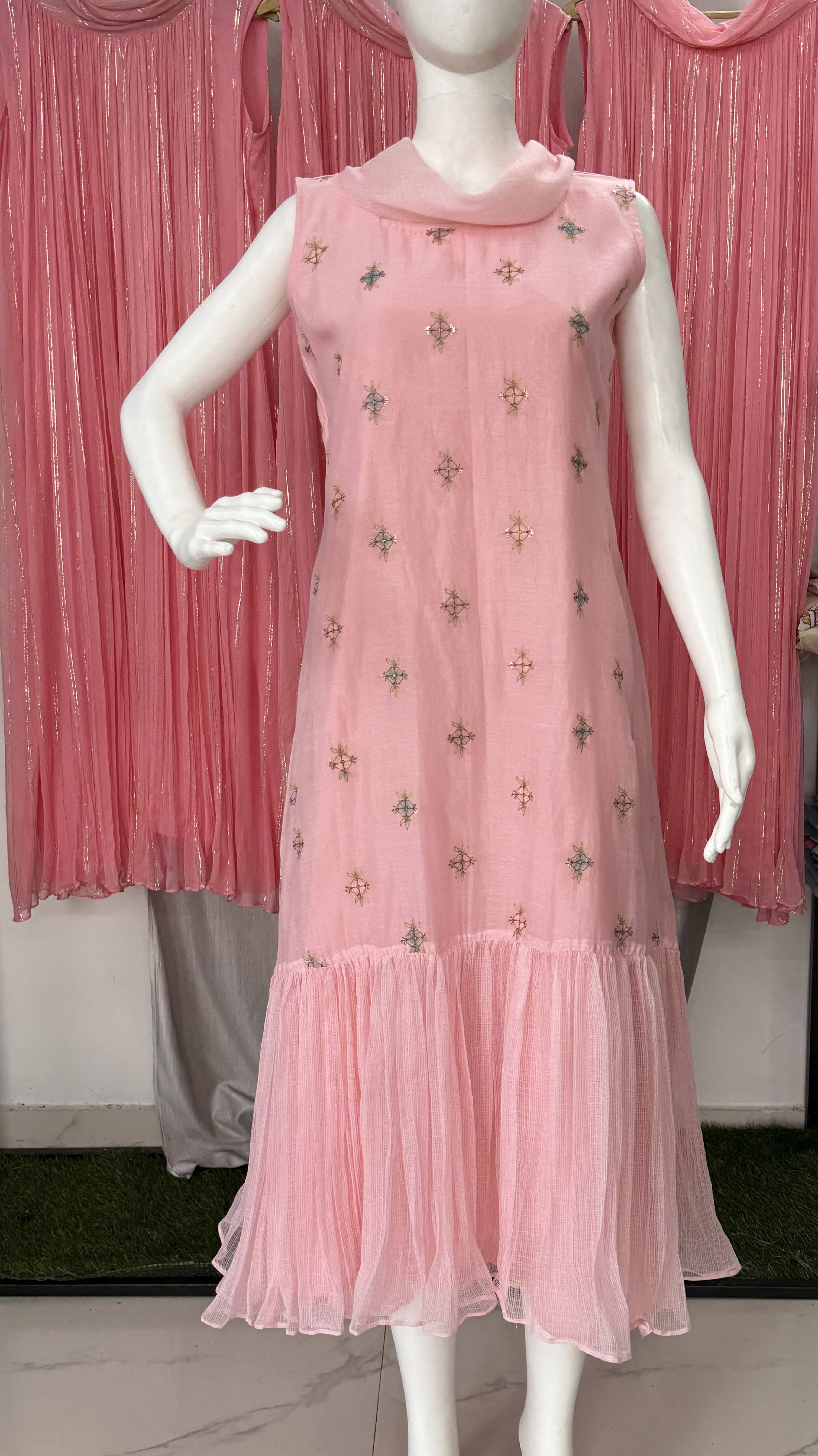 Gulnaar Grace Dress